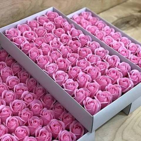 Ароматные мыльные бутоны роз в коробке розовые (50 штук)