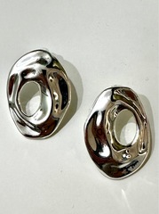 Серьги- дутые овальные в стилистике CELINE цвет серебро/золото