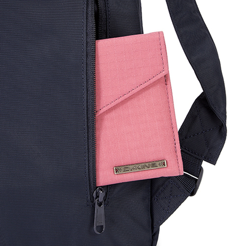 Картинка рюкзак городской Dakine essentials pack mini 7l Crescent Floral - 5