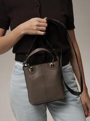 Сумка кожаная кросс-боди таупе фавола