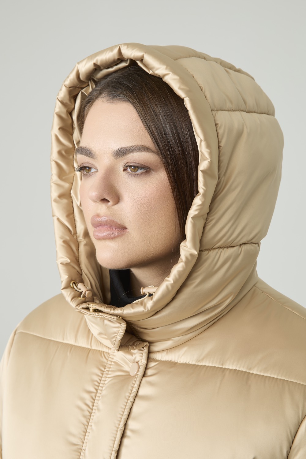 Пуховик длинный стеганый, золотой