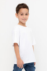 фуфайка  для мальчика  КР 302401/белый