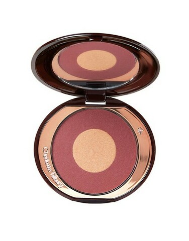 Румяна Charlotte Tilbury Cheek to Chic Walk of No Shame