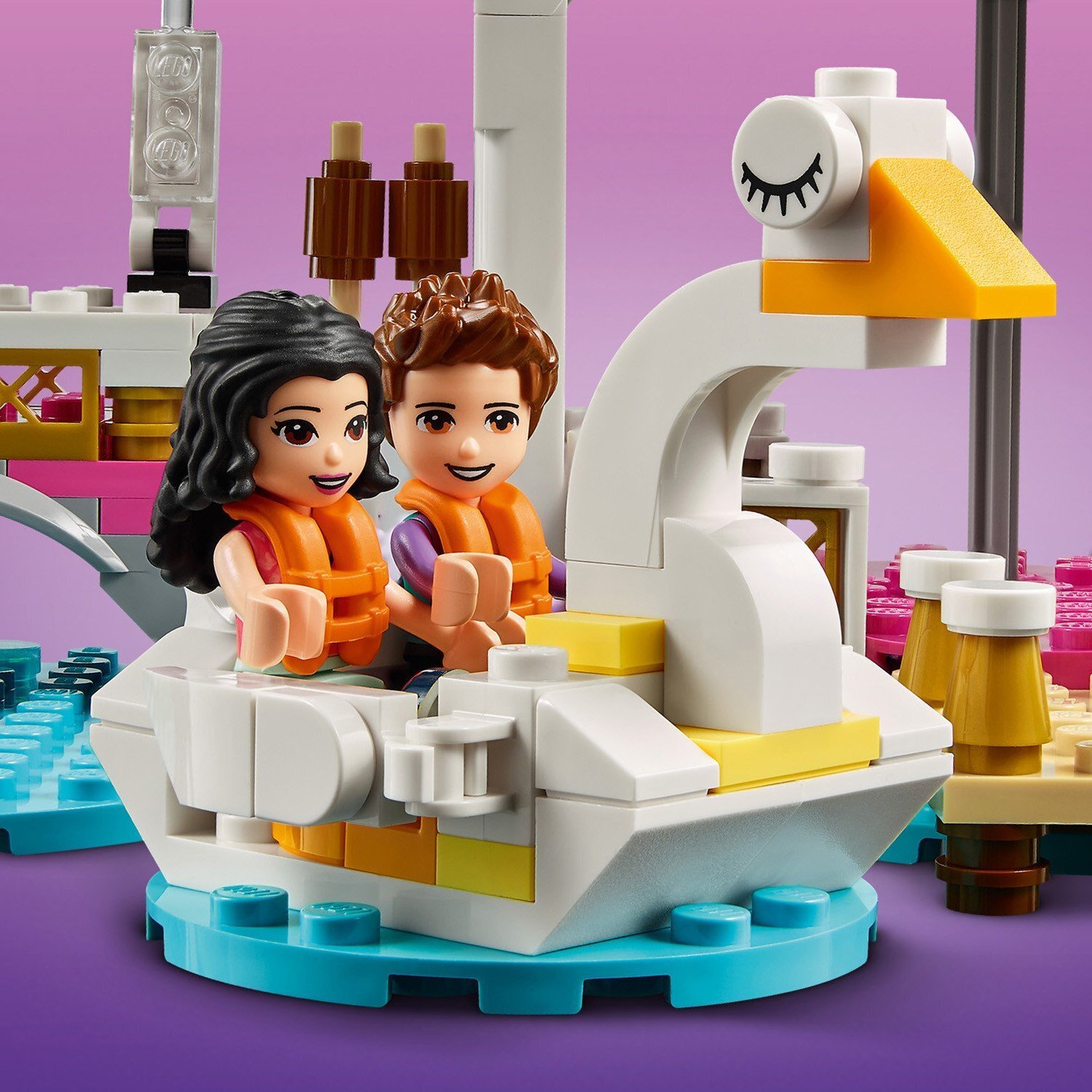 Конструктор LEGO Friends Парк Хартлейк Сити 41447 купить в Москве |  Доставка по России.