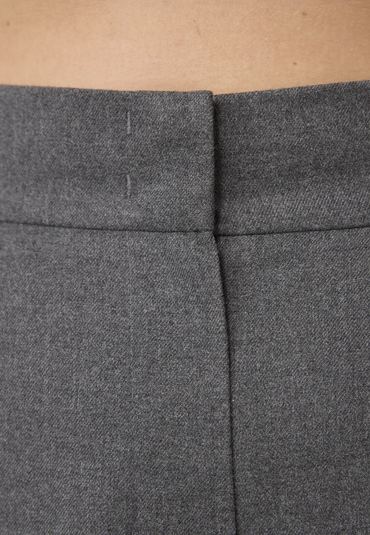 Брюки со стрелками; серый