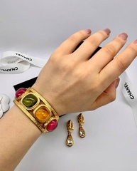 53244- Браслет винтажный CHANEL широкий с цветными вставками