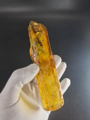 Копал молодой янтарь коллекционный 53 гр