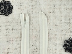 Молнии потайные, L 60 см, сливочный