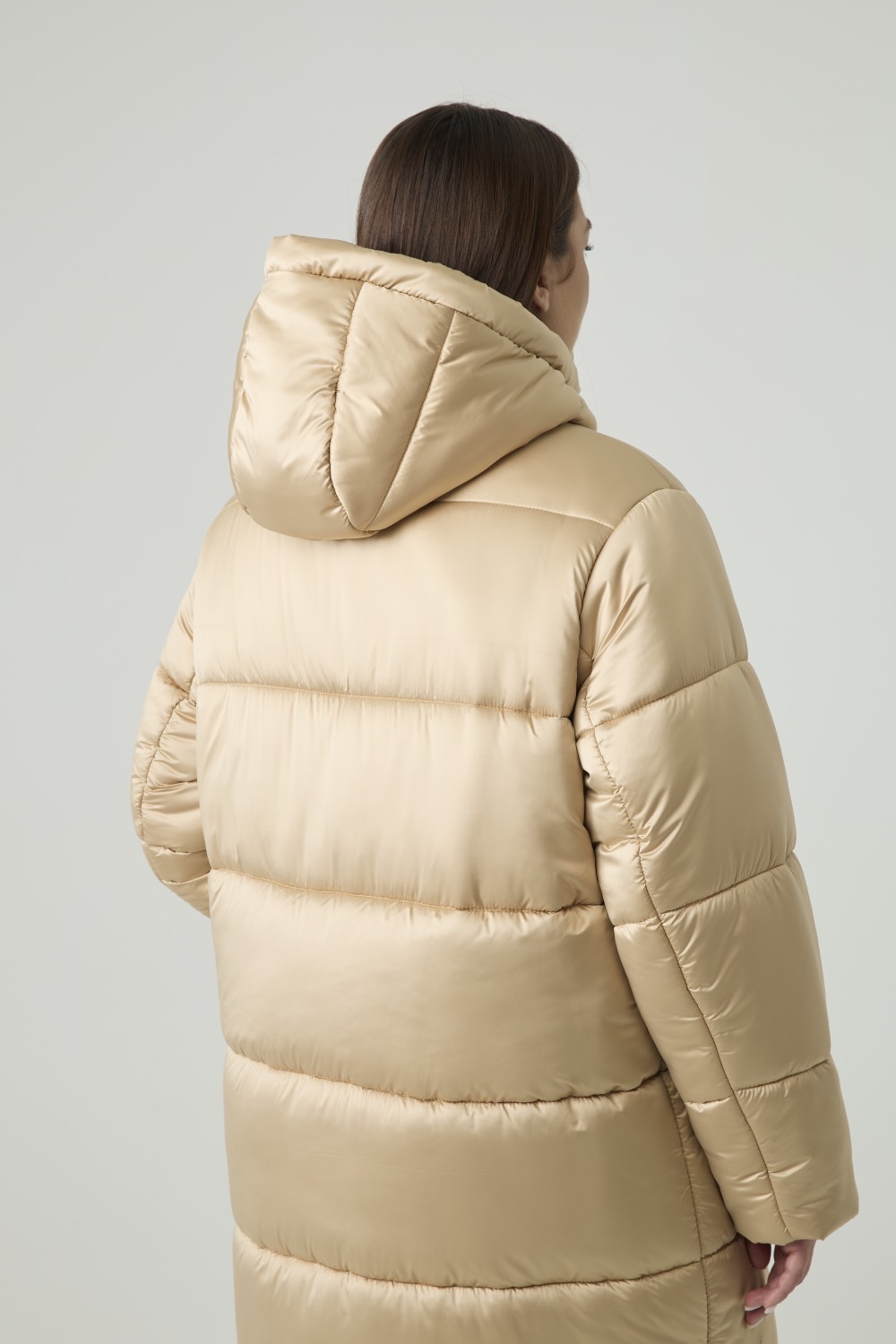 Пуховик длинный стеганый, золотой