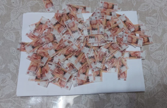 Посыпка для Торта Деньги 5000р, 2.5*1 см, 160 шт (сахарная бумага)