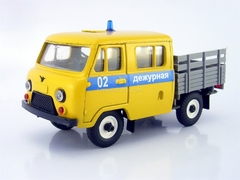 UAZ-39094 Farmer Police on duty yellow Agat Mossar Tantal 1:43