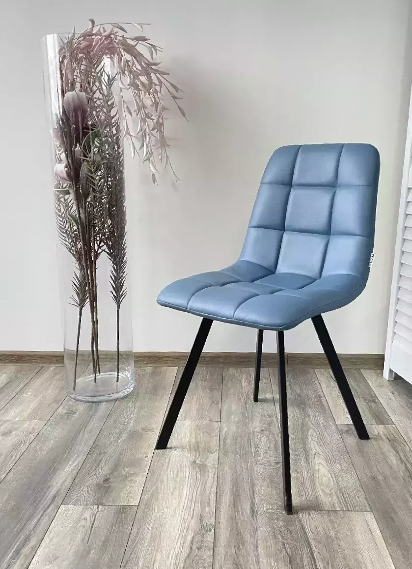 Стул CHILLI SQUARE HK017-17 глубокий голубой, PU/ черный каркас М-City