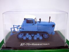 Tractor DT-75M Kazakhstan blue 1:43 Hachette #58