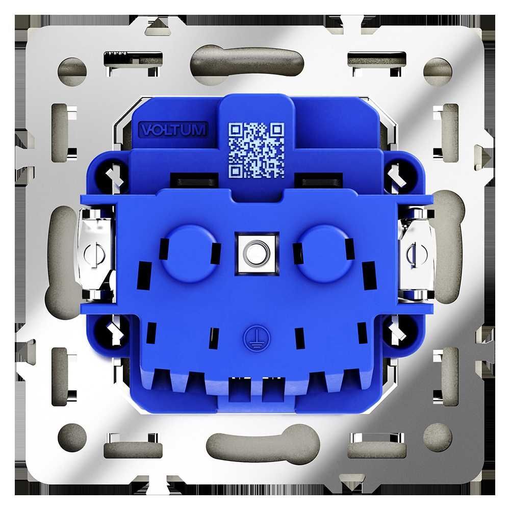 Розетка встраиваемая Voltum S70 с заземлением, защитными шторками и крышкой 16А, (шелк) VLS040304