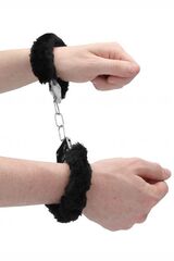Пушистые чёрные наручники OUCH! Black - 