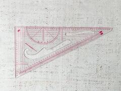 Лекало портновское, р. 20,5х11 см