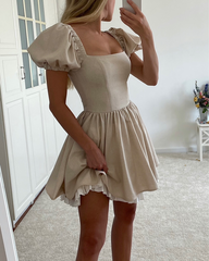 Платье Jaqueline в бежевом цвете