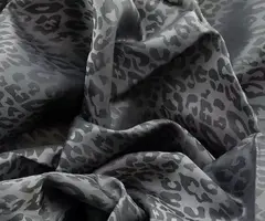 Ткань подкладочная Жаккард, шир. 145 см, 90(+/-5) гр/м2, вискоза 48%, п/э 52%, серый