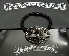 Резинка для волос с круглой подвеской Chrome hearts