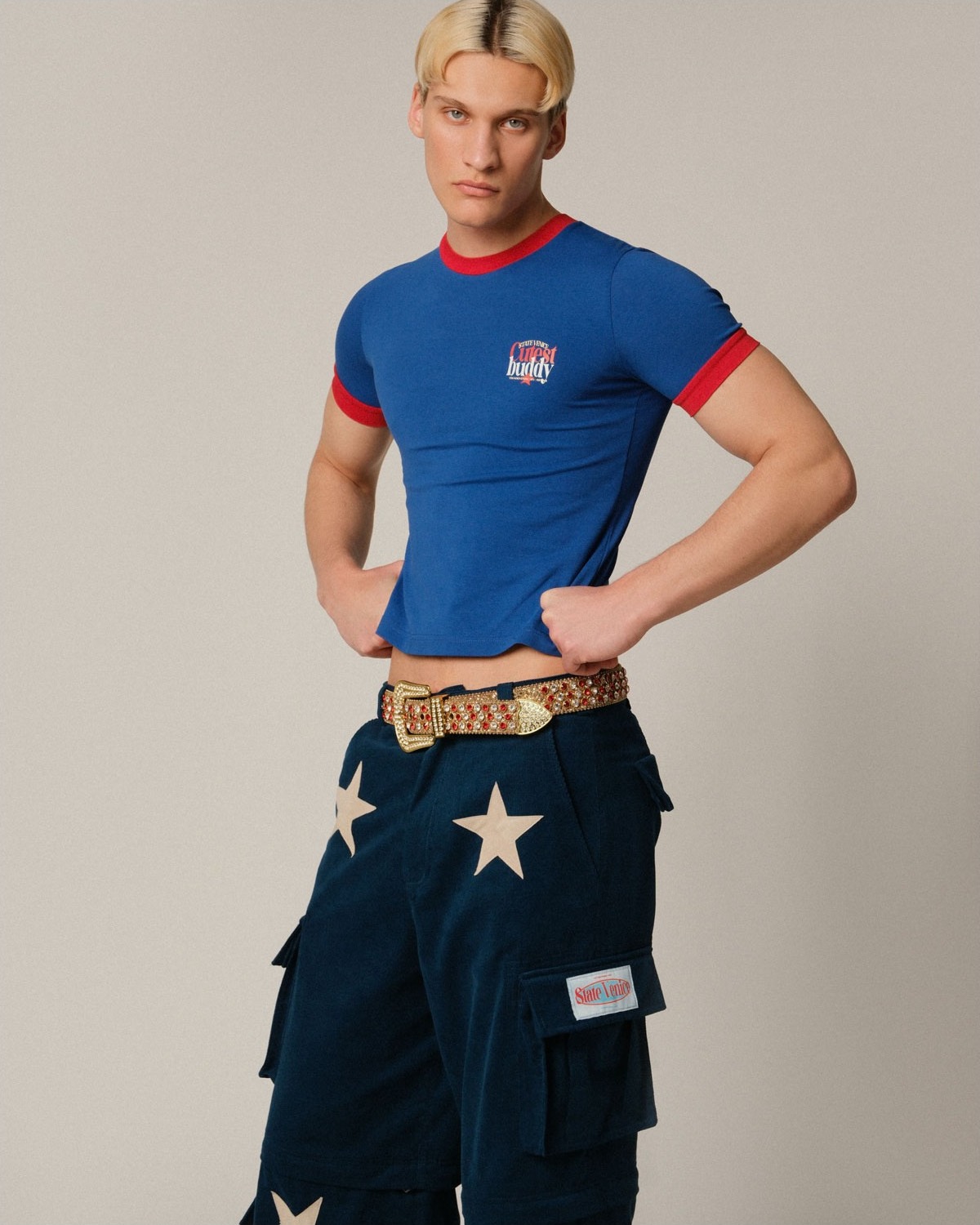 Приталенная футболка из облегченного хлопка