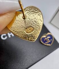 Серьги-пусеты CHANEL в форме сердца (синии)