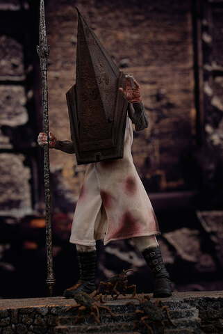 Фигурка Пирамидоголовый Красный из игры Silent Hill 2