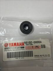 Сальник помпы охлаждения Yamaha 93102-08004 (8x22x7)