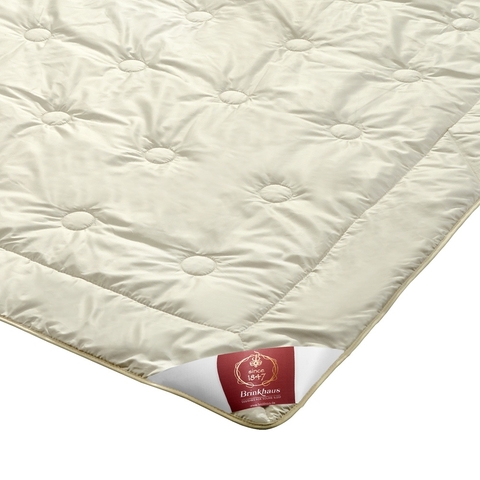 Одеяло шерстяное всесезонное 200х200 Brinkhaus Mahdi