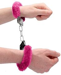 Пушистые розовые наручники OUCH! Pink - 
