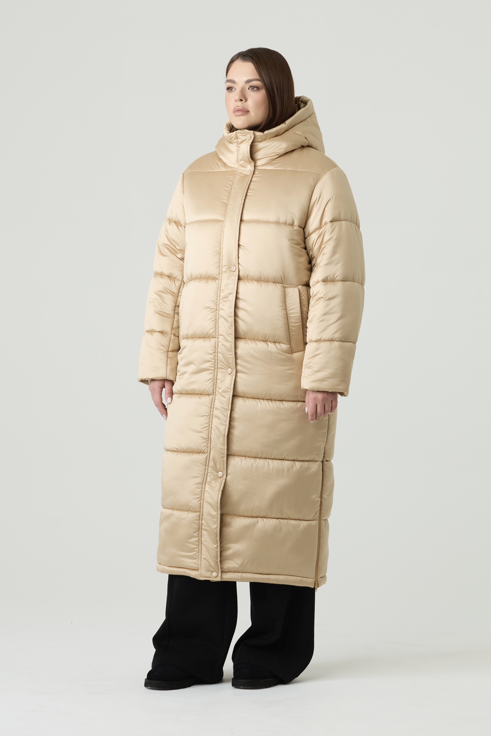 Пуховик длинный стеганый, золотой