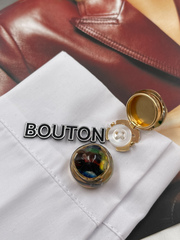 Накладка золотистая с зеленым, коричневым, синим камнем (разноцветная)