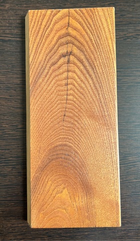 Подходит для обработки термодревесины, выкрасы разных цветов.