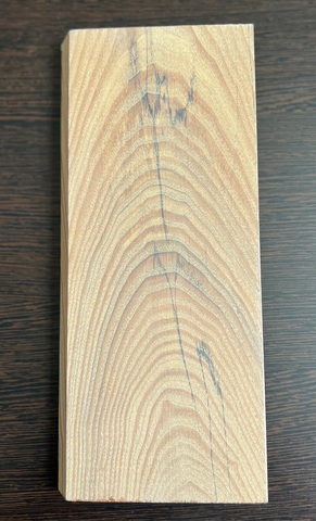 Подходит для обработки термодревесины, выкрасы разных цветов.