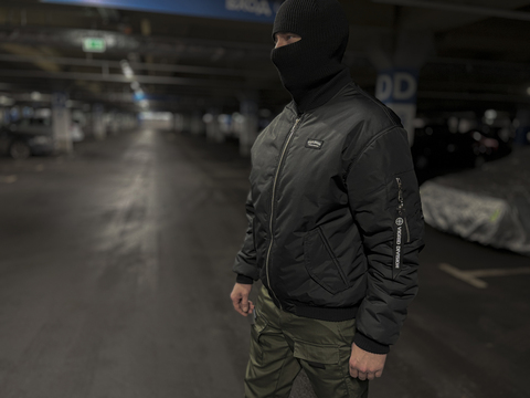 Бомбер 