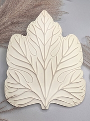 Молд пластиковый Лист хризантемы, анемона, мака 28,5х21см