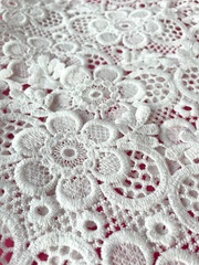 Кружево, белое ажурное, для рукоделия, ширина 14 см, длина 2 м