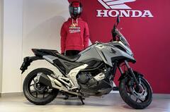 Honda NC750X 2024