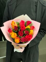 Букет 15 роз Кения 32 см в пленке