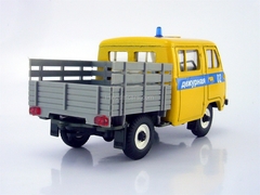 UAZ-39094 Farmer Police on duty yellow Agat Mossar Tantal 1:43