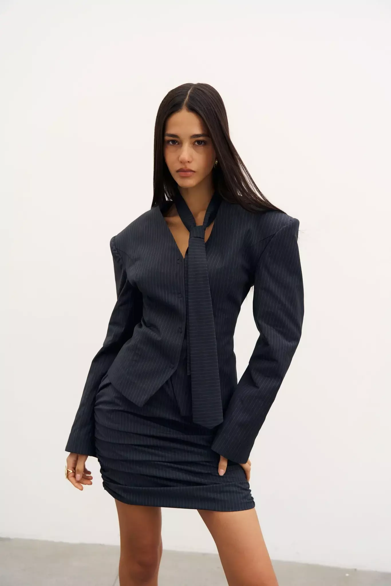 Приталенный жакет в полоску