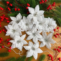 Пуансеттия (рождественская звезда) искусственная, бархатная, БЕЛАЯ с блесками, 1 шт - 15 см, набор 10 голов.