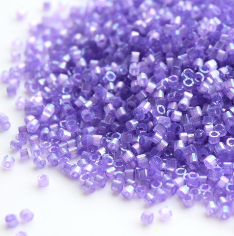 DB-1868 Silk Inside Dyed Lilac AB