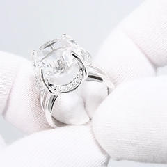 92010196 - Кольцо крупное с горным хрусталём из серебра