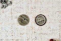 Пуговица костюмная, d 2,5 см