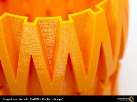 Пластик для 3D-принтера Fillamentum Flexfill TPU 98A Carrot Orange