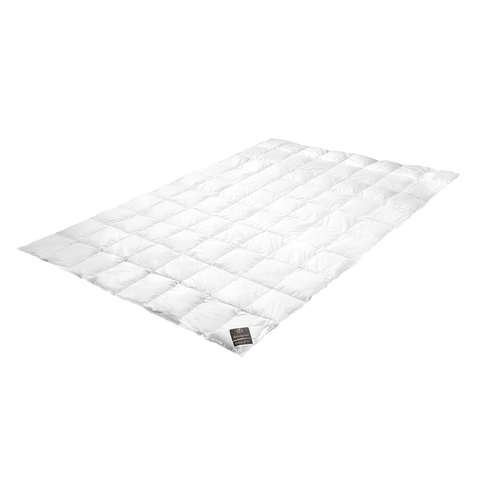 Одеяло очень легкое 150х200 Brinkhaus Chalet