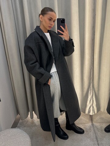 Пальто зимнее