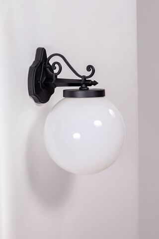 Садово-парковый светильник серии Globo S 88202 S