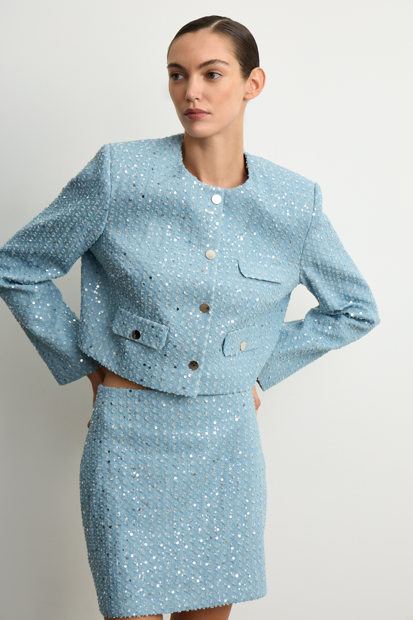 Юбка из джинсы с пайетками 4999₽