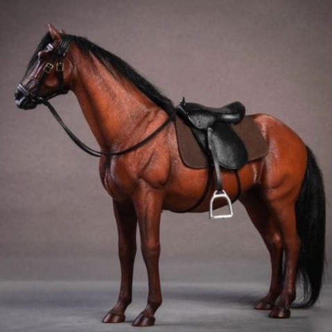 Модель Немецкой Ганноверской лошади